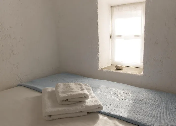 Alisideri 카라보스타시