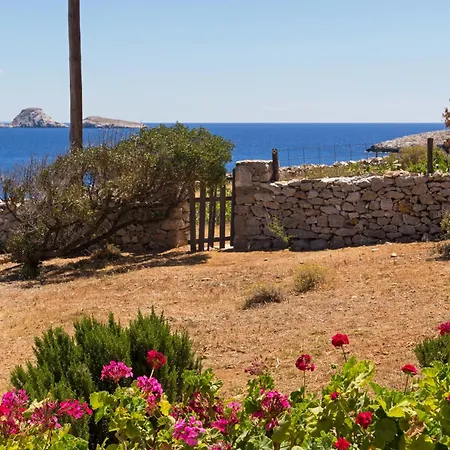 Alisideri Karavostasis (Folegandros)