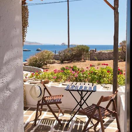 Alisideri Karavostasis (Folegandros)